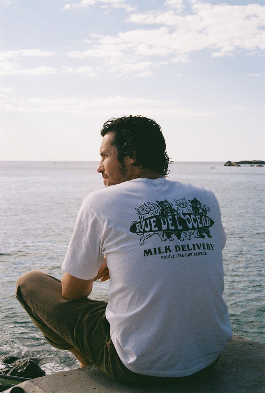 Heavy Tee - Milk Delivery - White